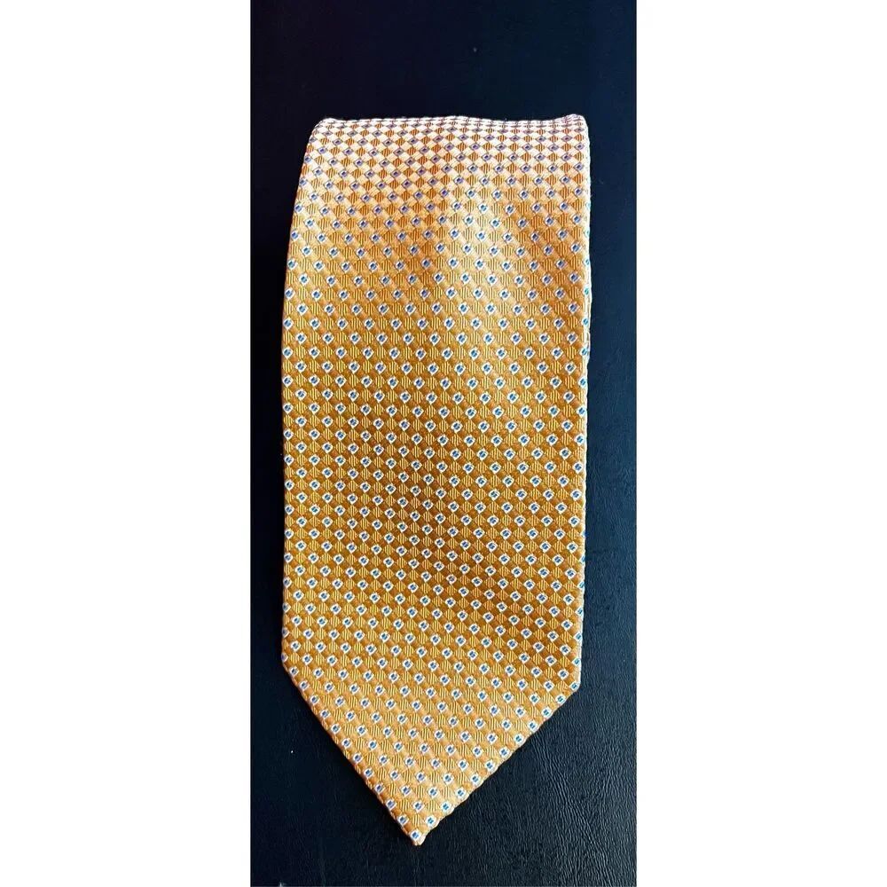 Nautica tie